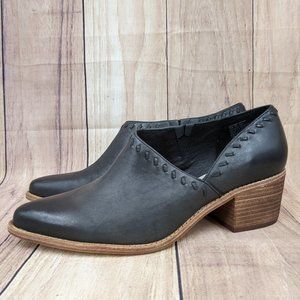 CASLON Julian Grey Leather Shooties NWOT Side Cutout Whipstitch Sz 11M